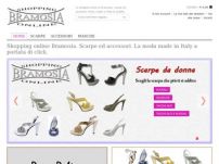 Shopping online. Bramosia.